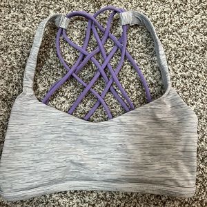 Lululemon sports bra